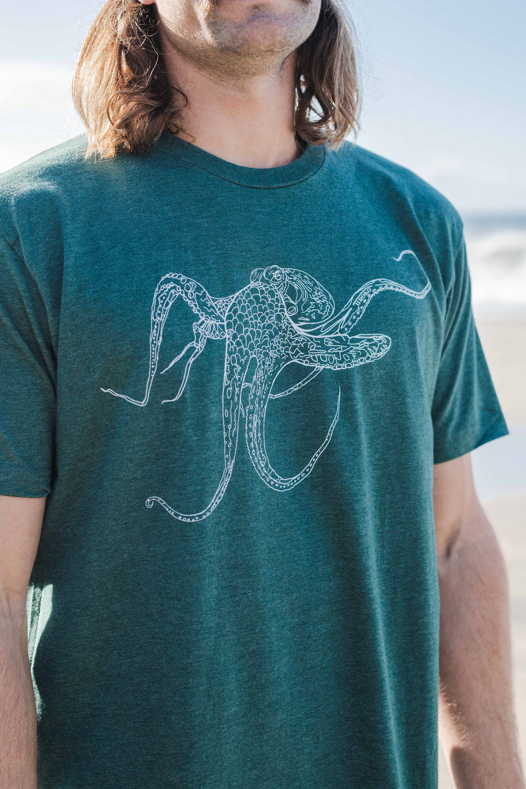 Giant Pacific Octopus Short Sleeve T-Shirt in Heather Forest Green